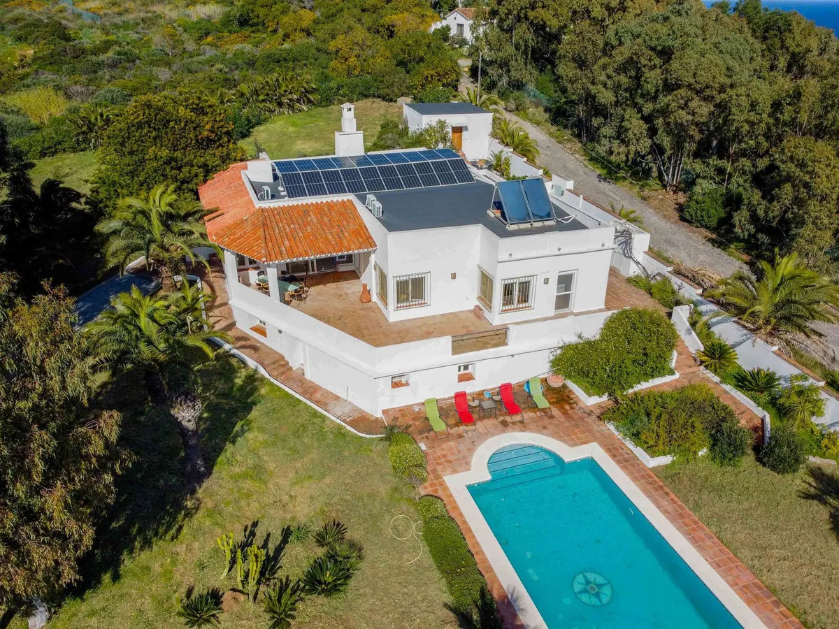 fae9b593-b052-442c-bd25-42a373c3a450