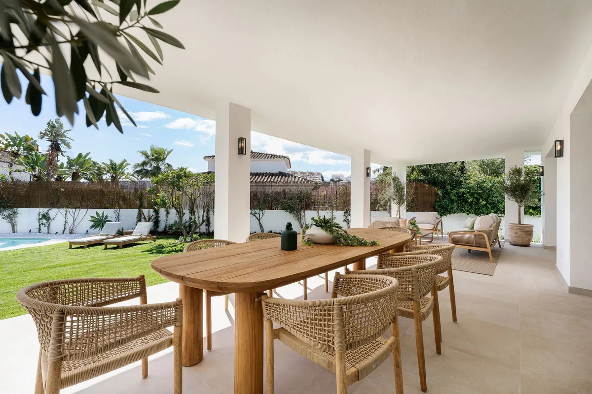 19b53797-0085-45f0-b16b-b065783e9099