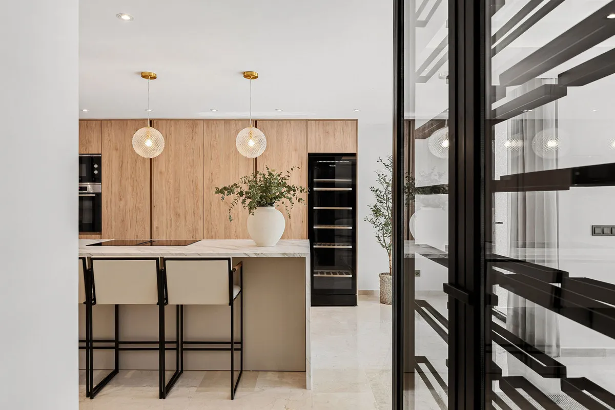 5cba80a2-b18e-404d-9492-54dee2c9a559