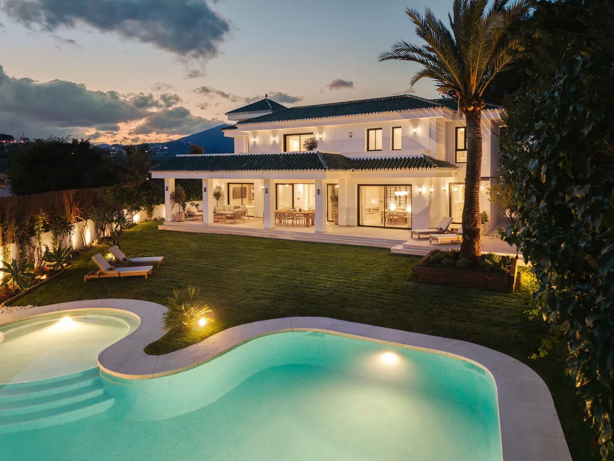 Villa Perla Verde: Luxurious Living in Marbella