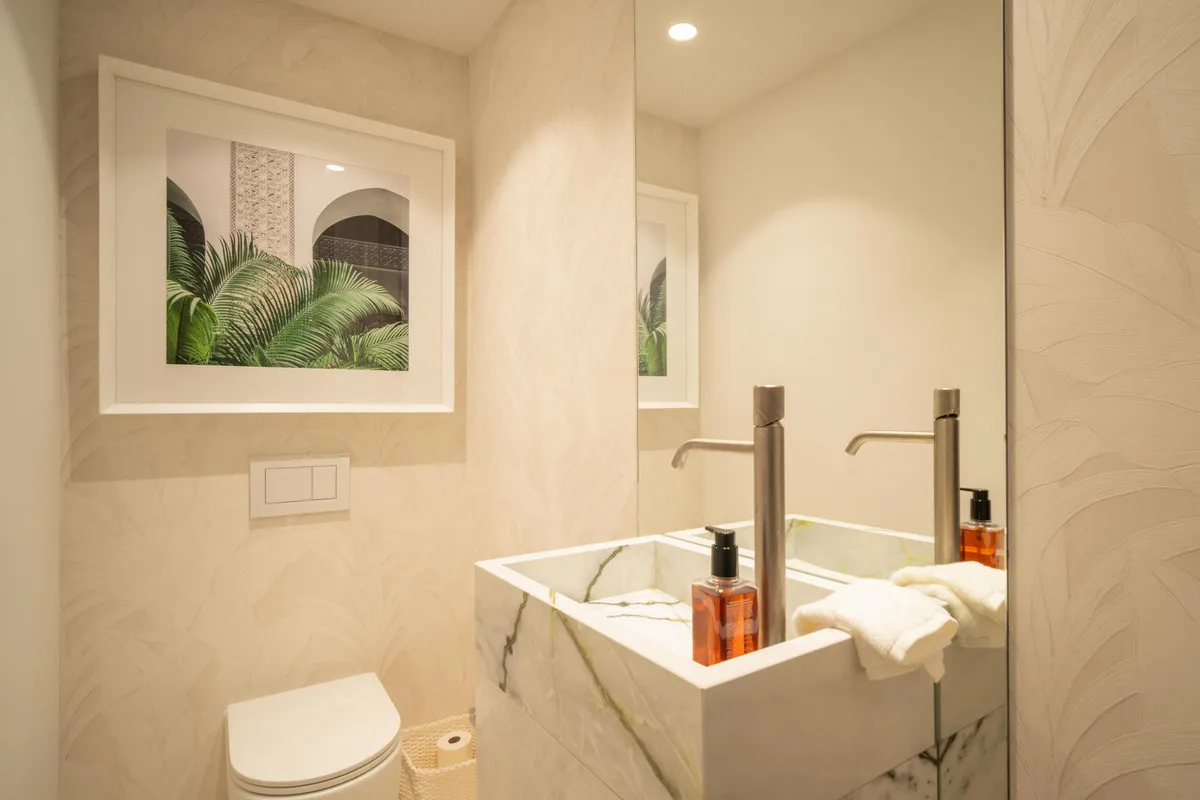 f01510ad-a59d-48bf-a234-574462c73088