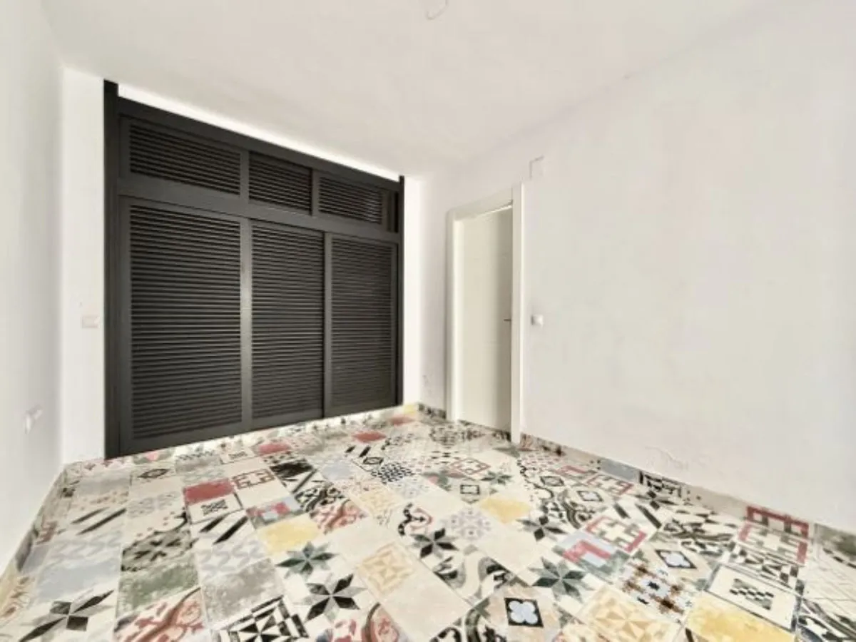 21184625-b23c-4033-860b-644ef8b1ee08