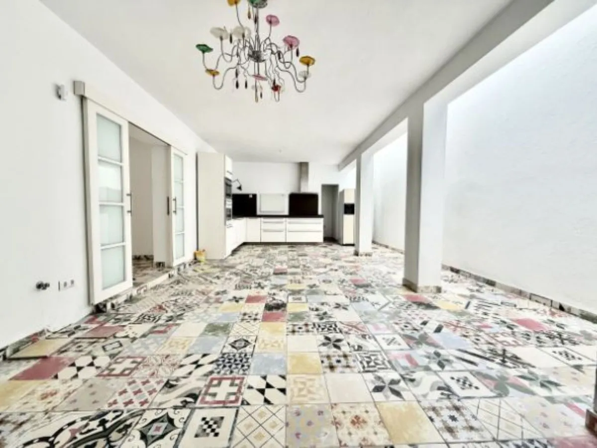 b9b25d7a-878b-41b7-b724-f49dcbf77b1d