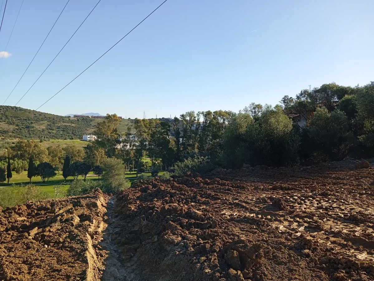 294443f3-cdca-45a5-b1e6-0b009b812340