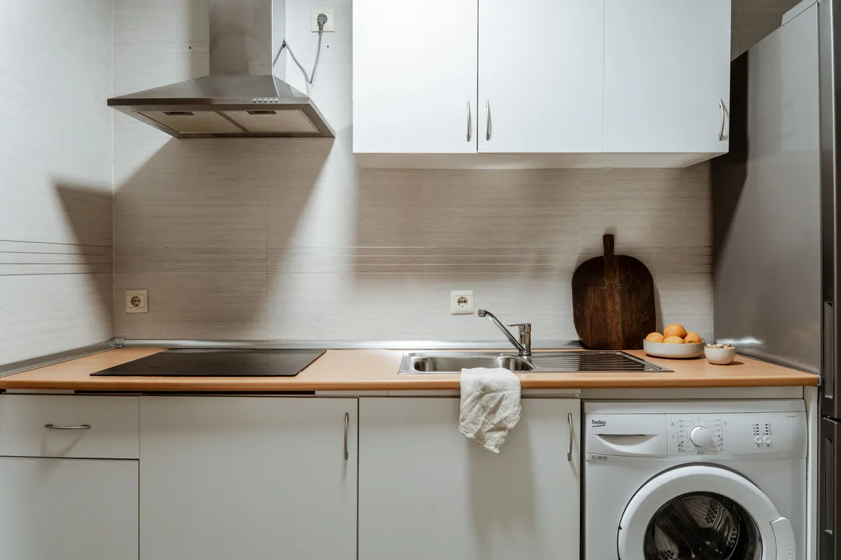 f4a1f423-7829-4504-a794-d47a35a97332