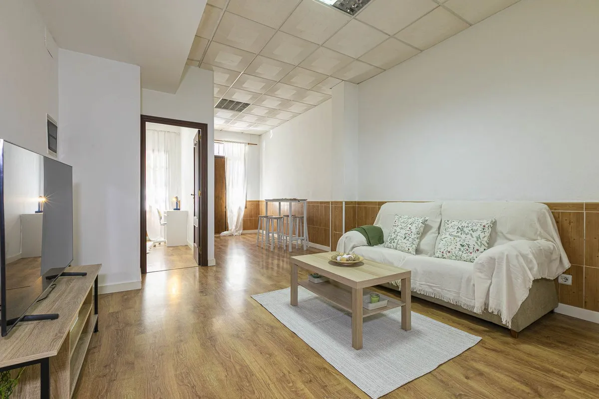 152ca103-461d-487e-a9cb-4d2de98ed31f