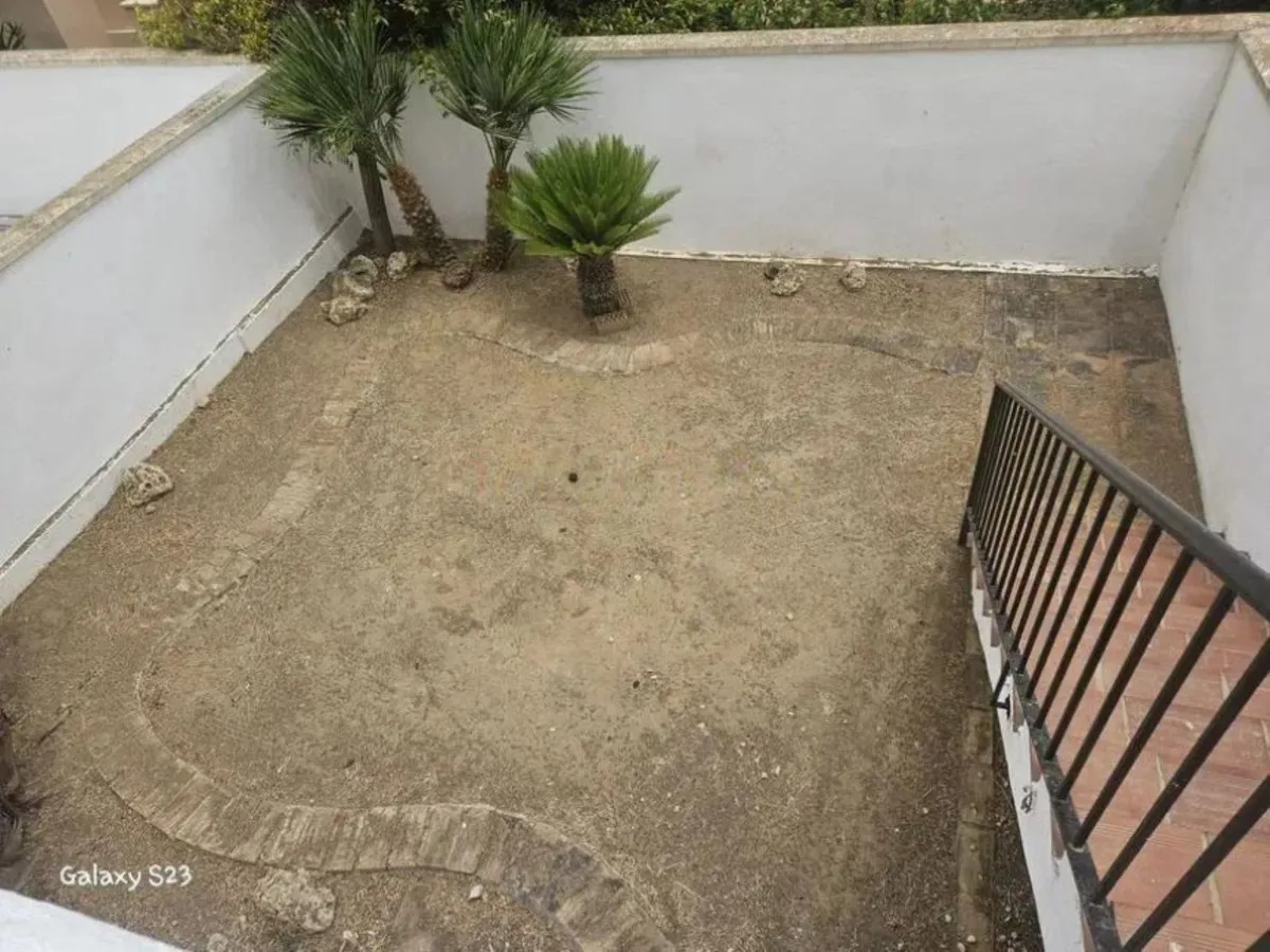 4bffbb6f-8d44-4281-bafb-f4b62f21ce74