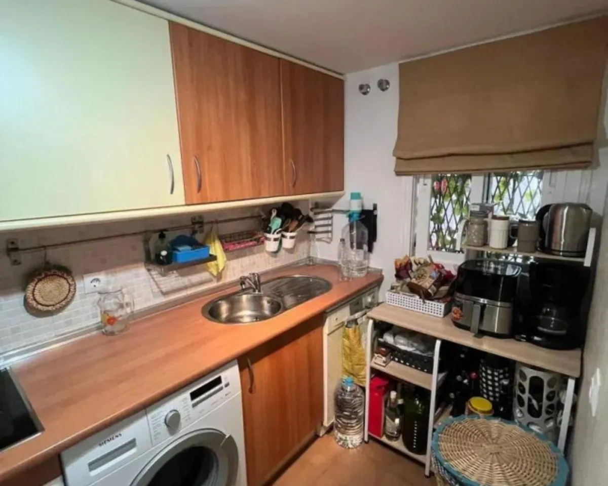 c2703b58-e83f-41d4-bbe8-4dd544456771