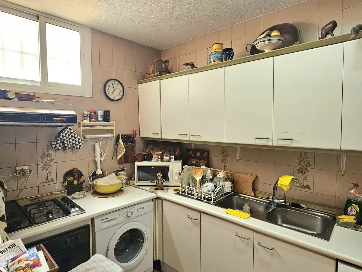 4245f3ef-5062-4196-8f9b-fc01f519d6f9