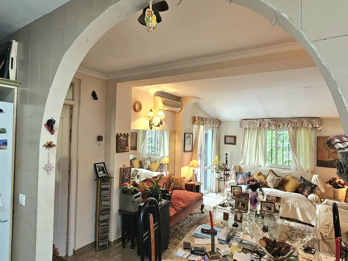 648ba66b-5256-4286-b317-0a0a9950f731