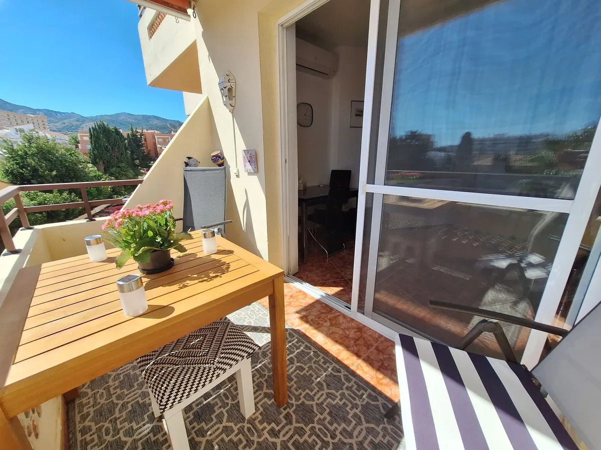 422ddc27-b175-4d63-9223-3c51c6cda38b