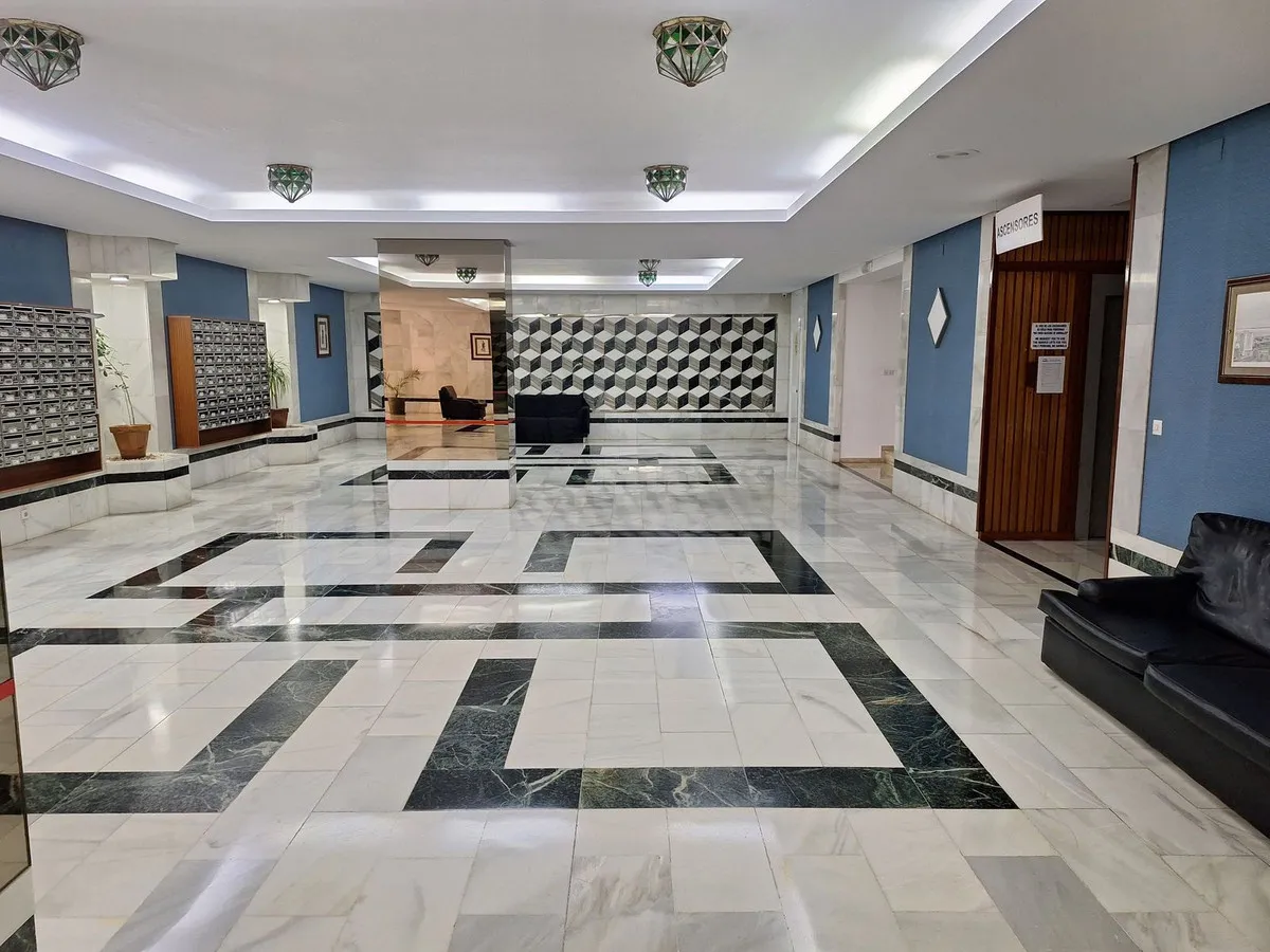 6b7fbf92-da62-4787-97df-8ccda240c02c