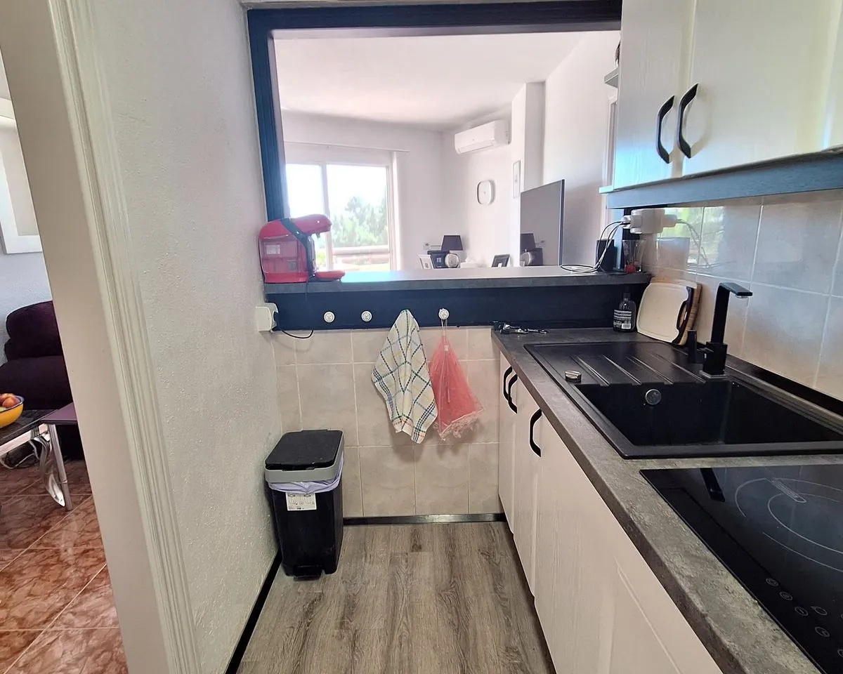 f2896878-8dd3-49ac-b4f7-fb384ab90556