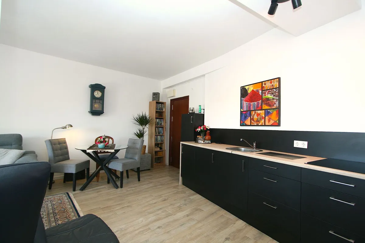 b290636a-8617-4b48-a03d-8a2e24429ff7