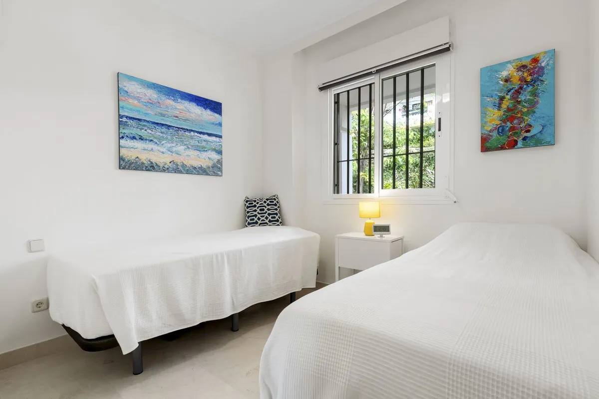 47f21f63-a1e3-4d1a-8fa7-4a92c24ecf6a