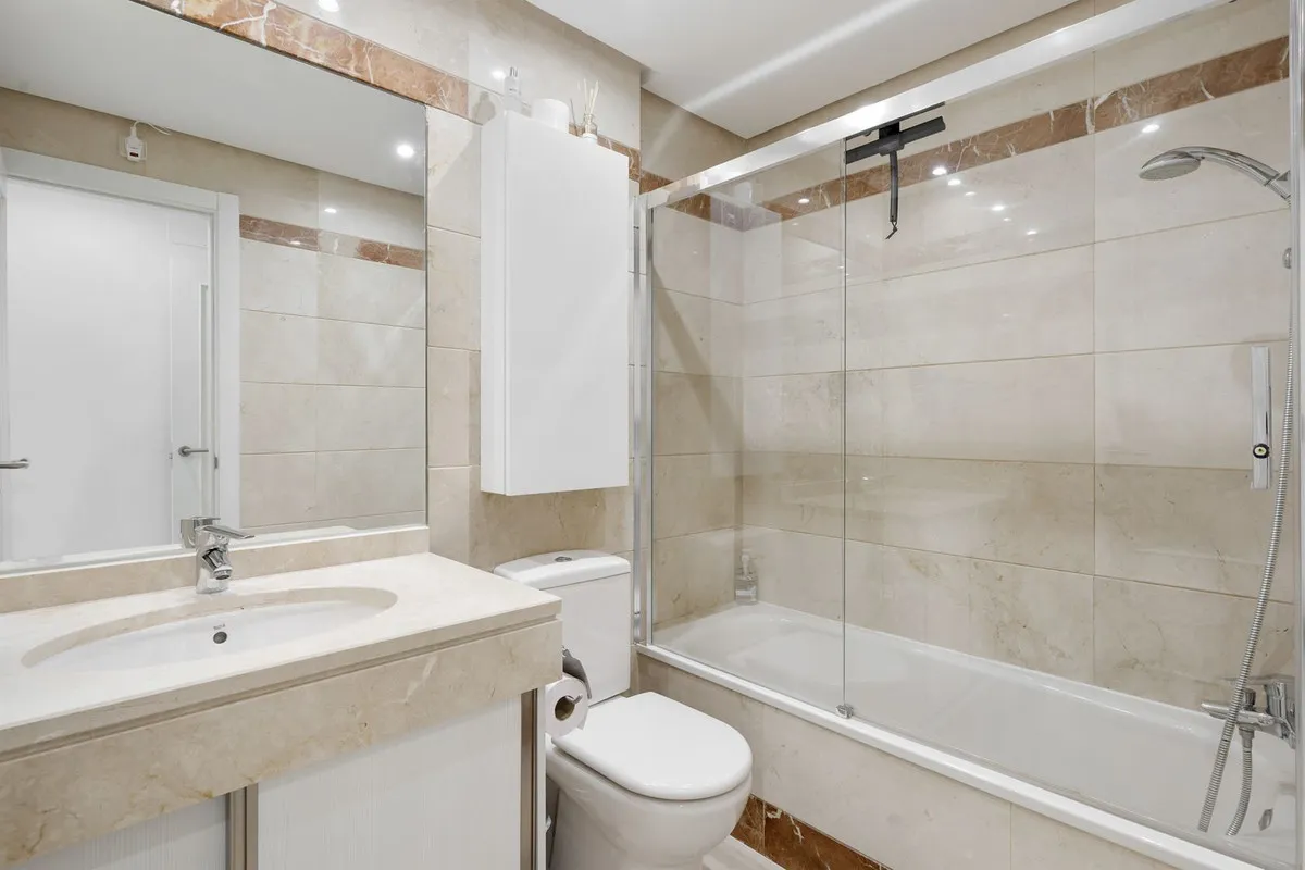 a27e68ad-e6f4-45e7-af23-09bacab1eee4