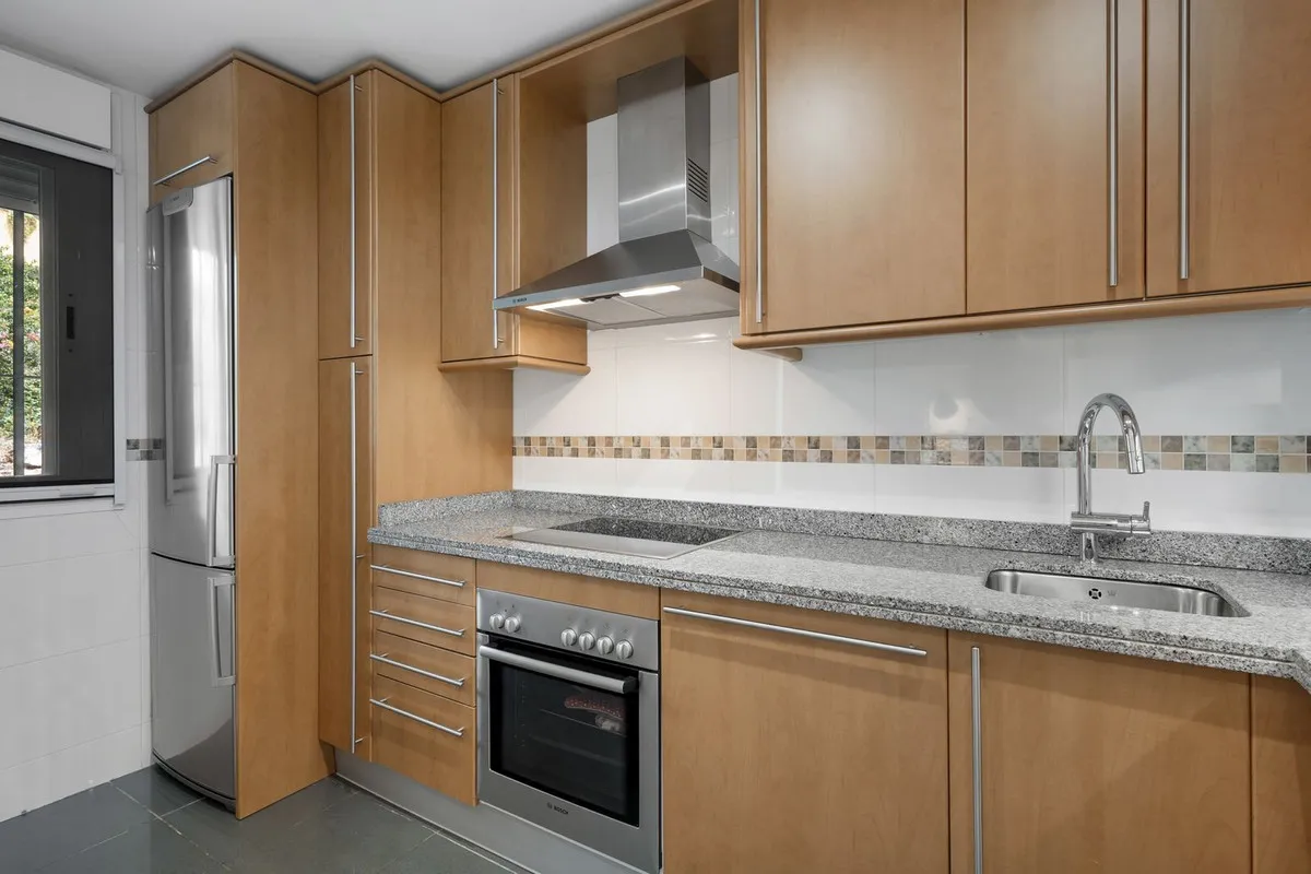 cc5585e4-46d0-4278-9ac3-bde90c5286b5