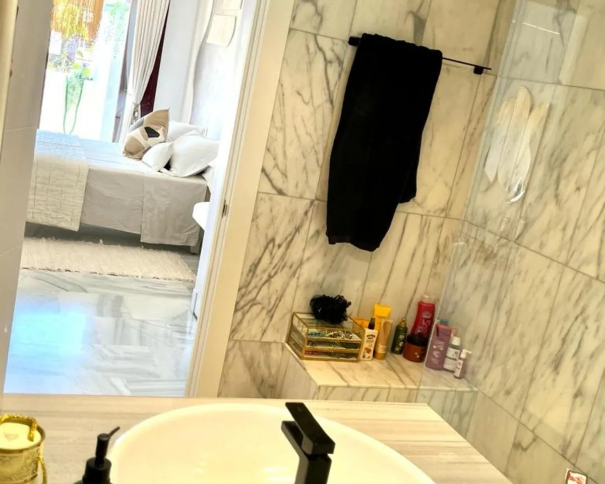 125321e2-a29d-42b2-854c-a69a7efcd8ff