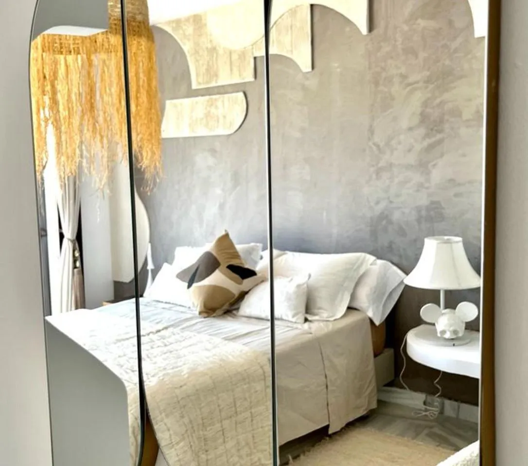 98ea8cf6-5559-45a4-8310-579eba36801b