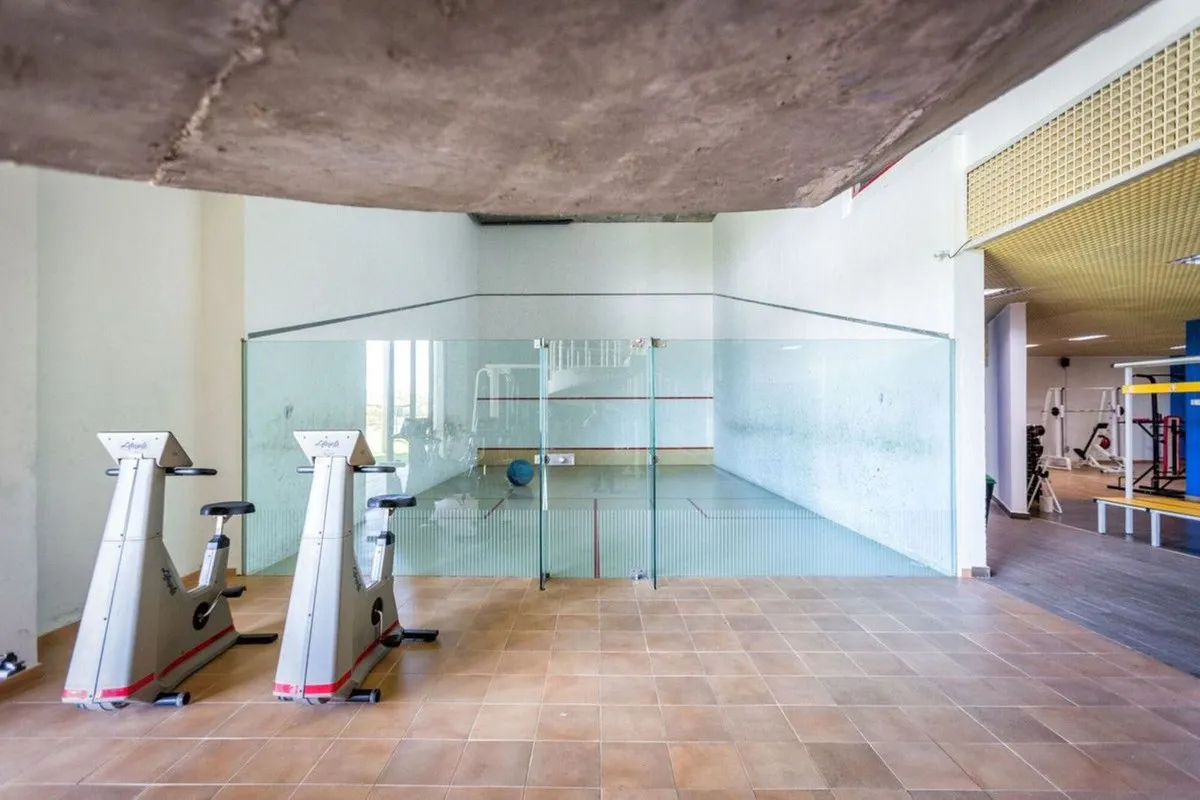 b36061c8-9885-4a71-bea1-03fb640f7bd8