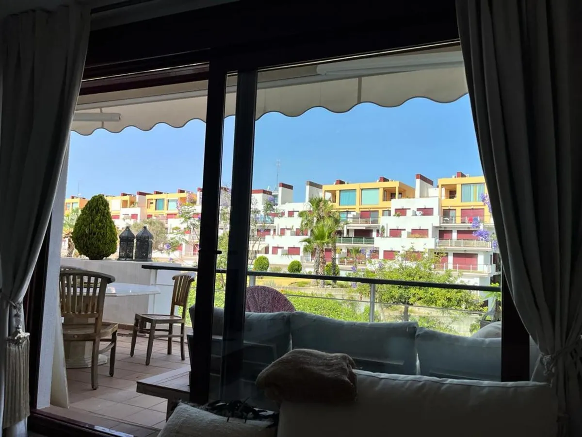 ca643a72-61a3-489a-b1f1-acd7a69d442d