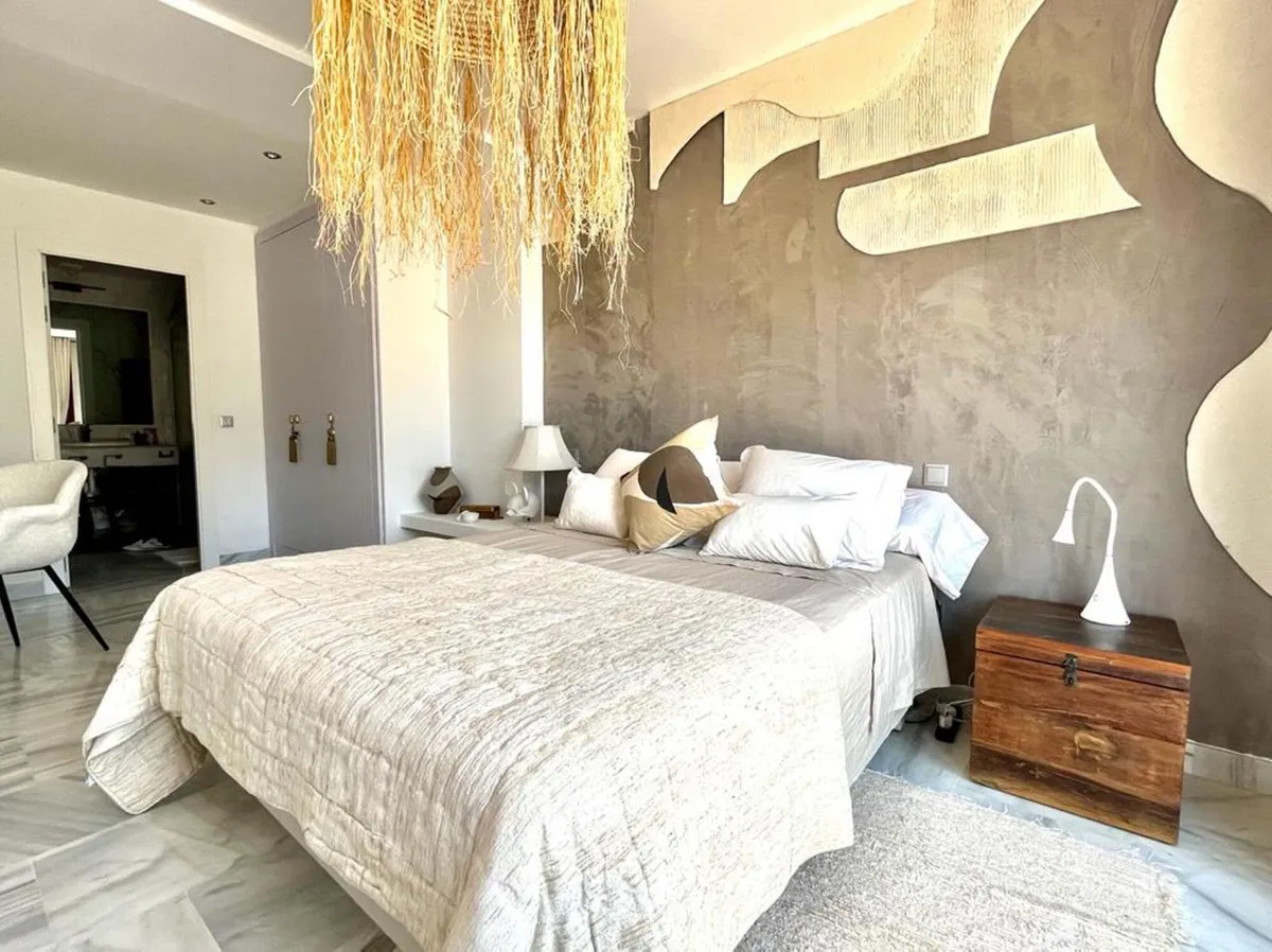 cc898d1e-6b24-4c5b-b3a9-def8bf96d116