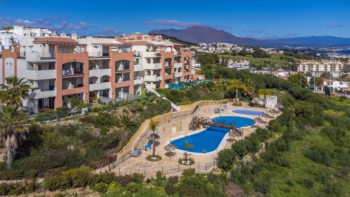 268878ab-9a9e-4c6b-b1d6-1fcaefde8bef