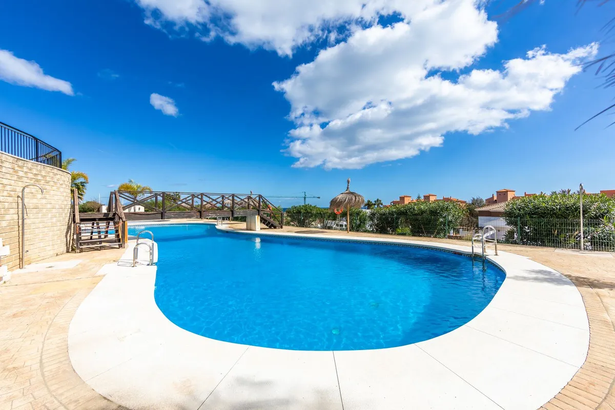 b370280c-465c-4e2b-83d2-b9ffa2fc67aa