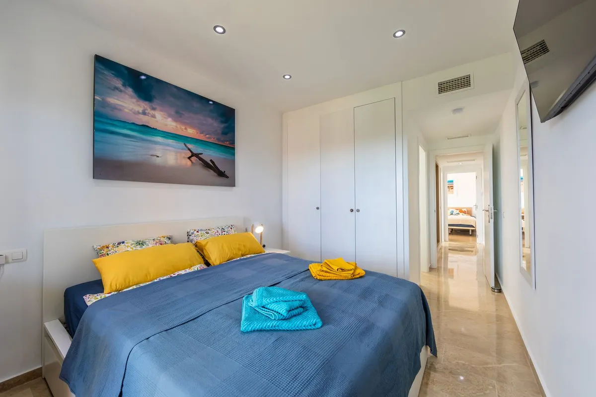 c7965588-9563-4b9c-9d13-750d629734b9