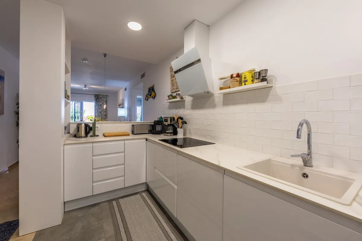 d383c808-1788-49cc-abf6-0798a5a69d18