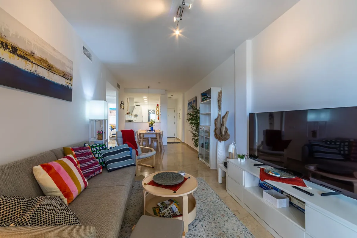 f06fa557-3a36-4fdc-b706-cef7dd8b1856