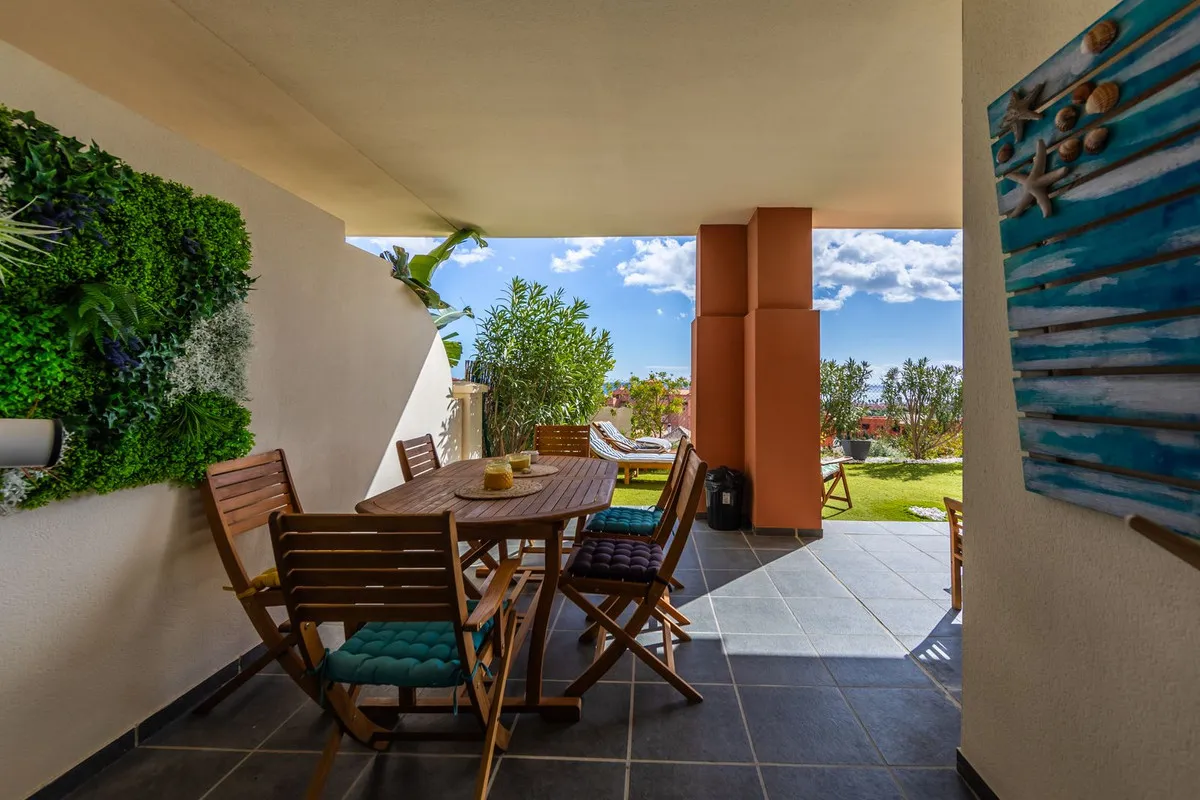 f541c6c0-f6b1-4ca9-a548-80e6d3067f78