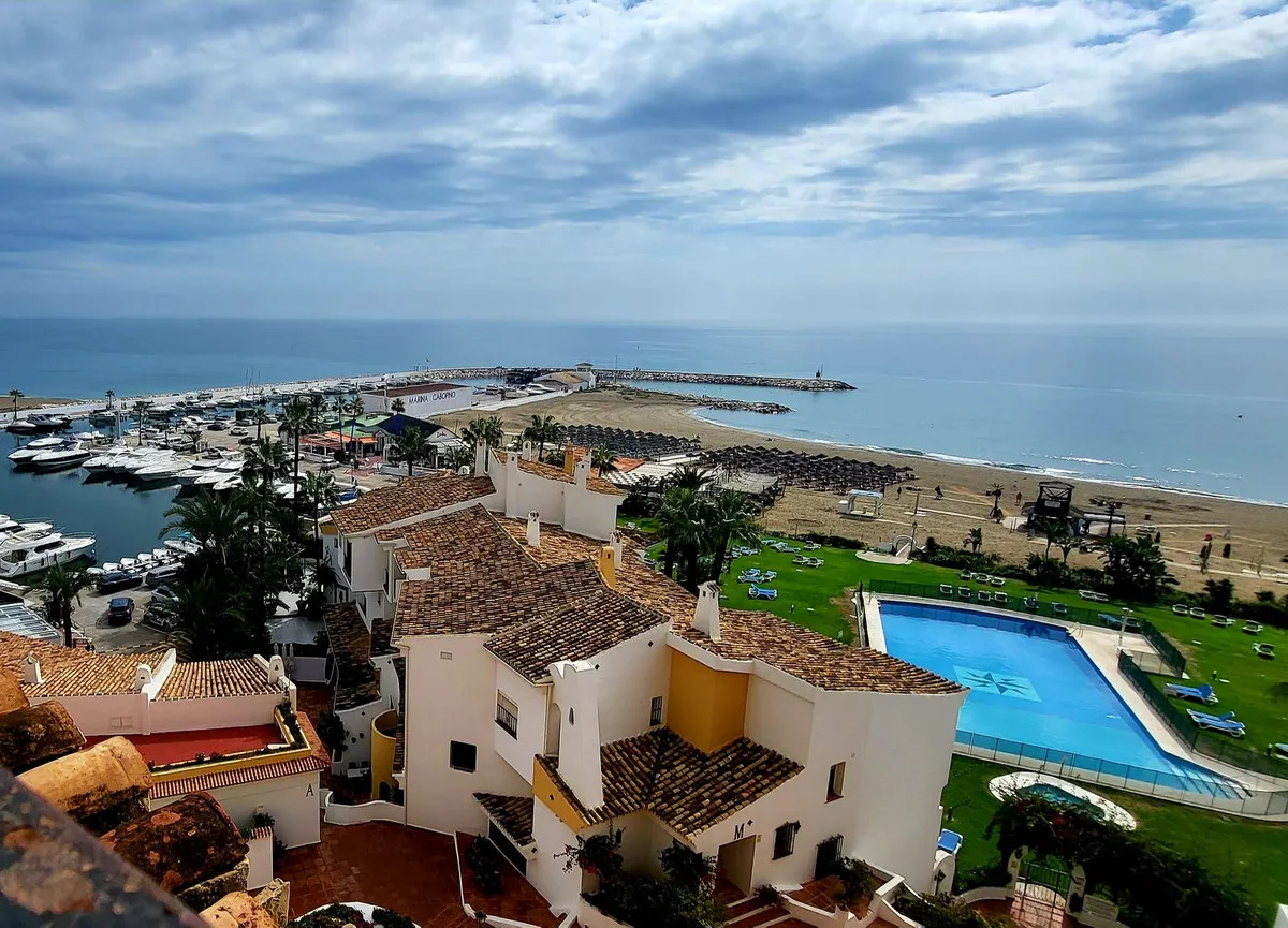 6527474d-6034-4c42-a883-f6ee9d8d5004