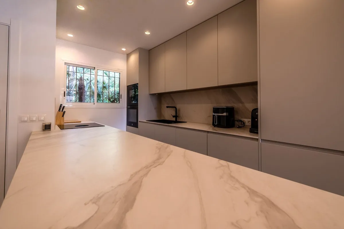 0a2801ae-686e-440d-aa34-bed6037c778b