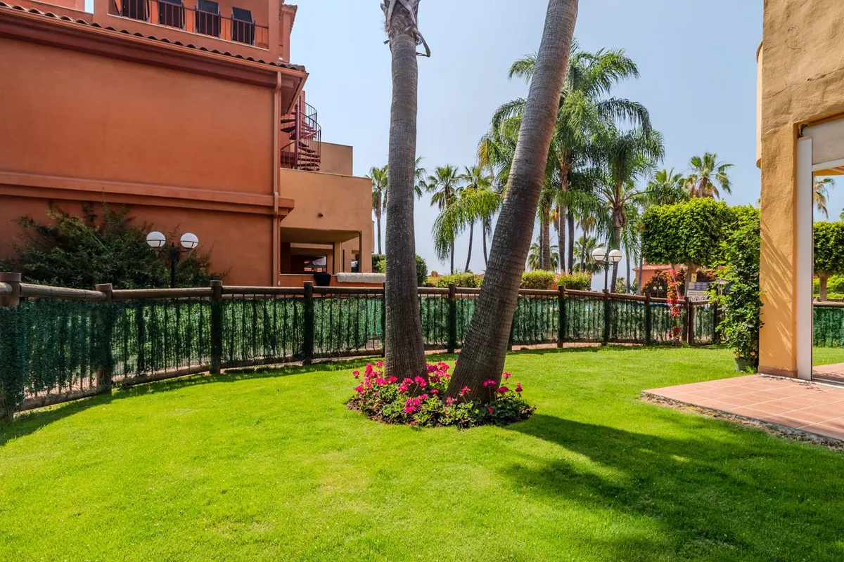 6d97a2eb-4cec-486e-ba6d-29c415fcacd3