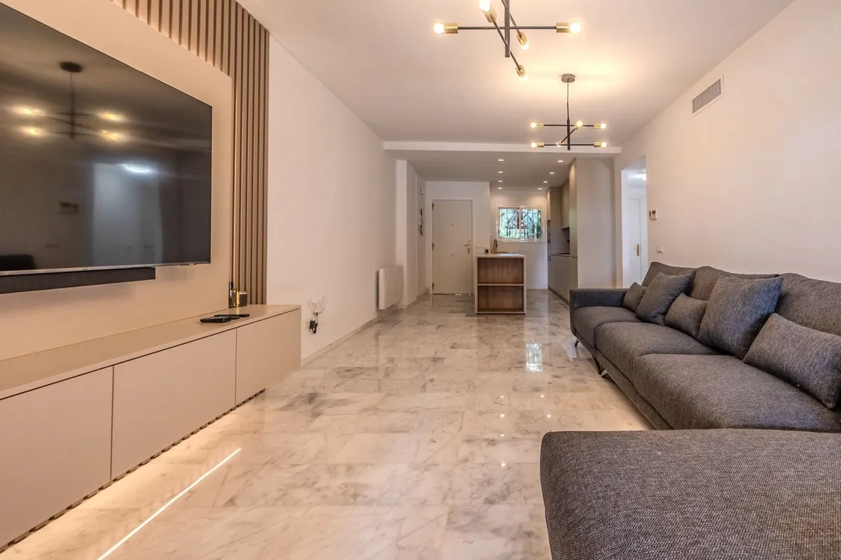 cea0e481-ff05-4274-a3c9-1f4f7d66d807