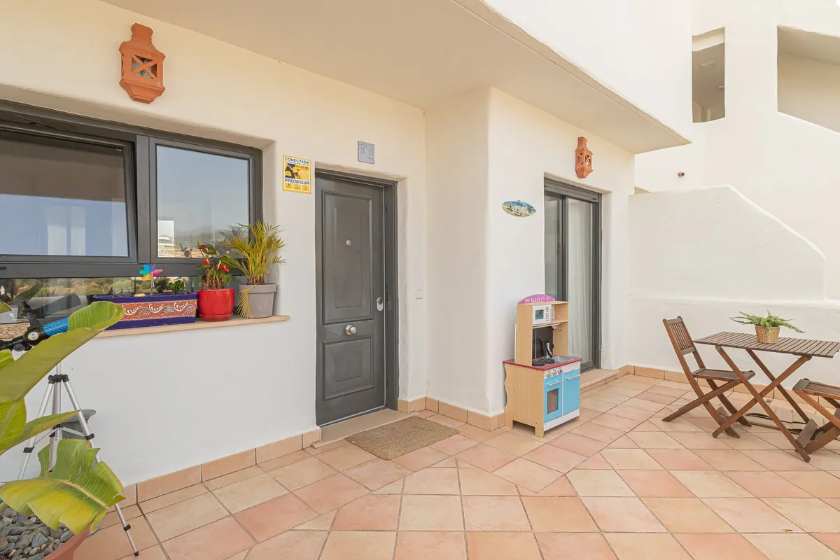 5af626fe-b3cf-4c42-b049-3c946673e6d4