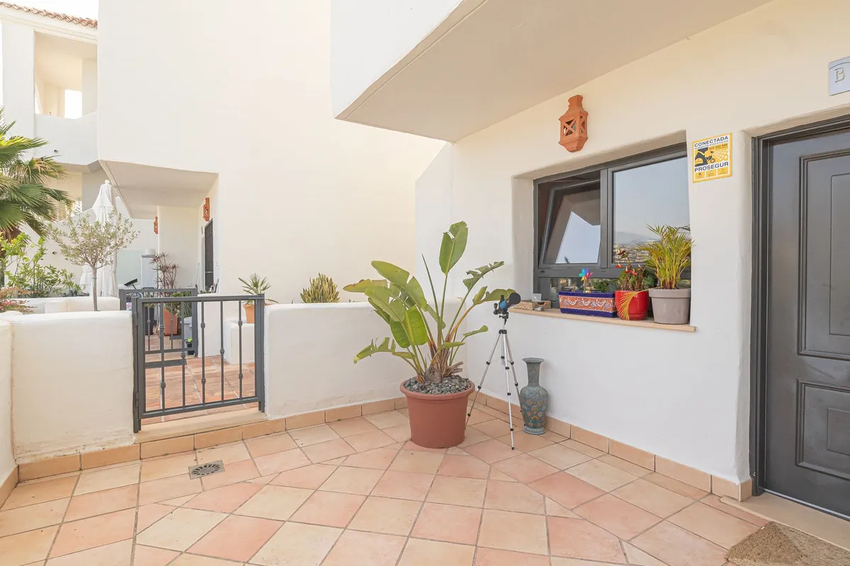 ec444896-2263-4f61-80df-b31e45e59077