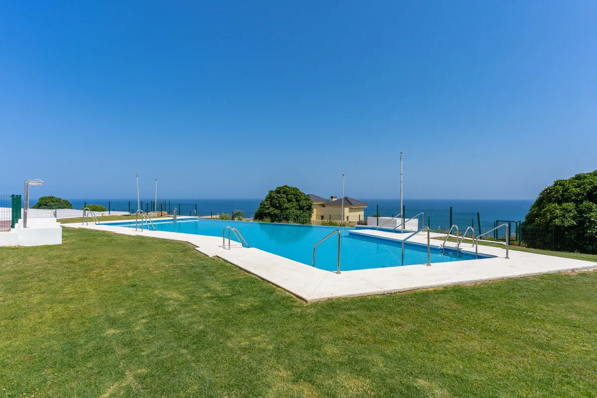 a34f1e70-6524-4376-9256-0215eb433d84