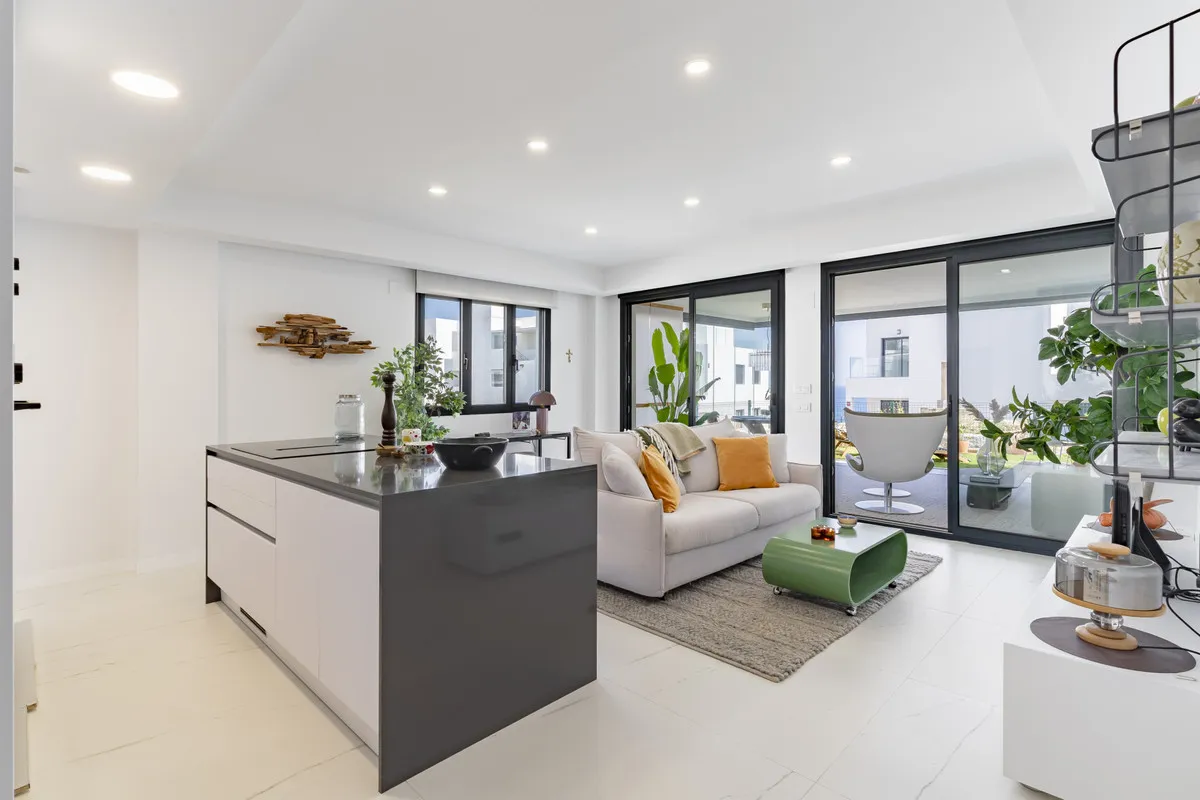 ff892834-c8cc-4bbe-a9b5-617317bcf3fe