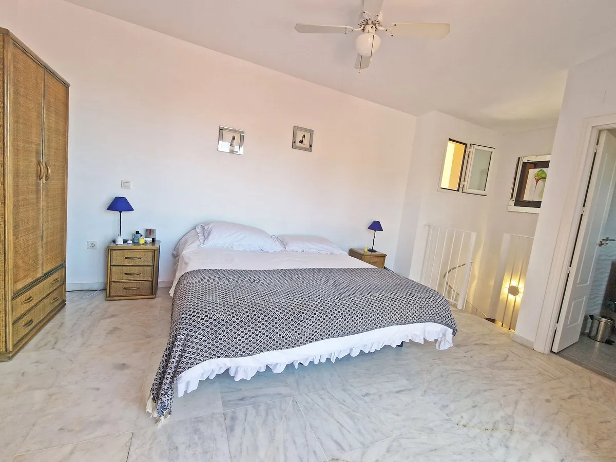 156b231e-25a0-4e83-a497-e10942bf2e6d