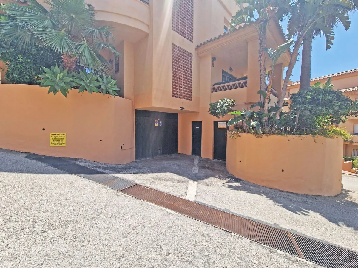 5cb19735-a4fb-401f-a593-c33cb7d777cf