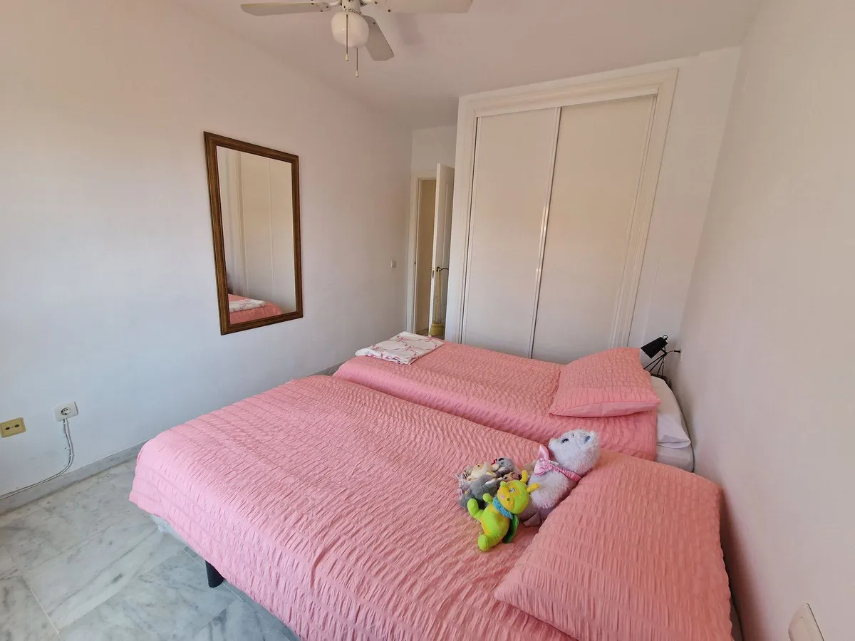 b9a2fd81-454d-4d64-9bc2-7975a7eacd2c