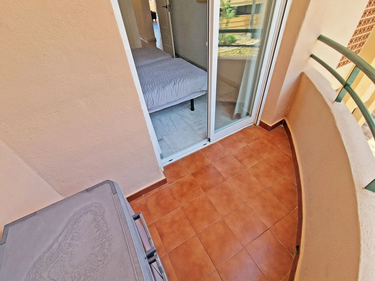 ca98c31f-27ab-41ca-8d4e-afacfb63d0df