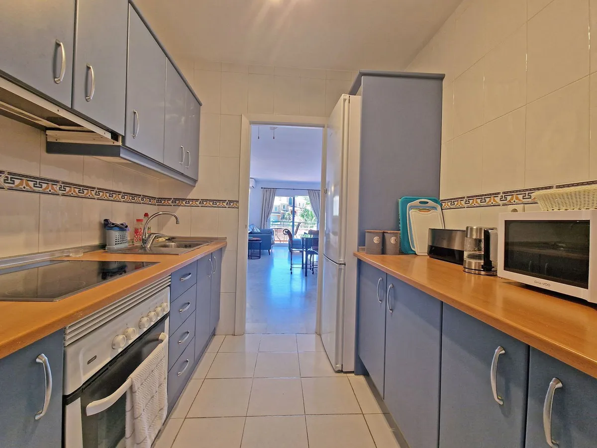 cd0d2bc9-784c-450d-b843-58cc6a99d683