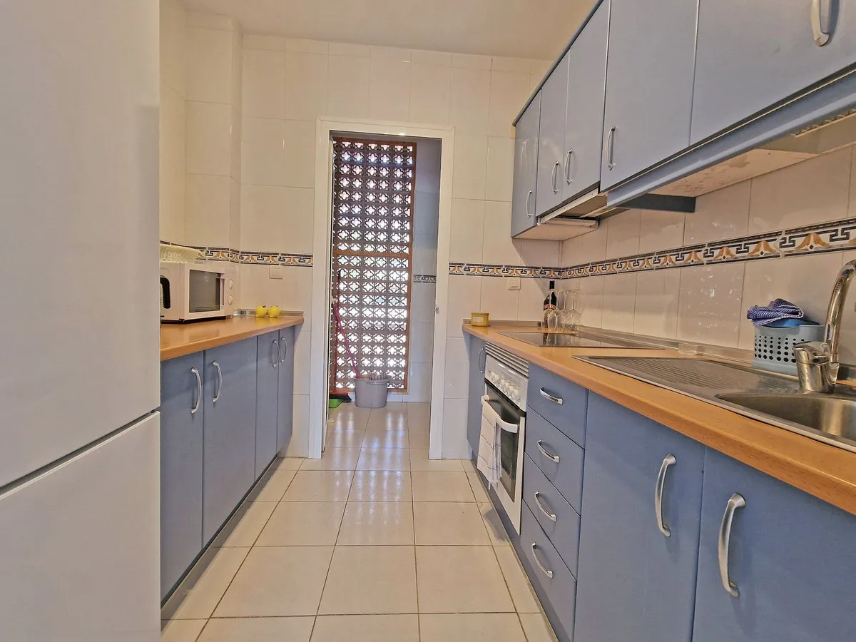 e693e40c-5afc-4ef0-8085-7837be2f0049