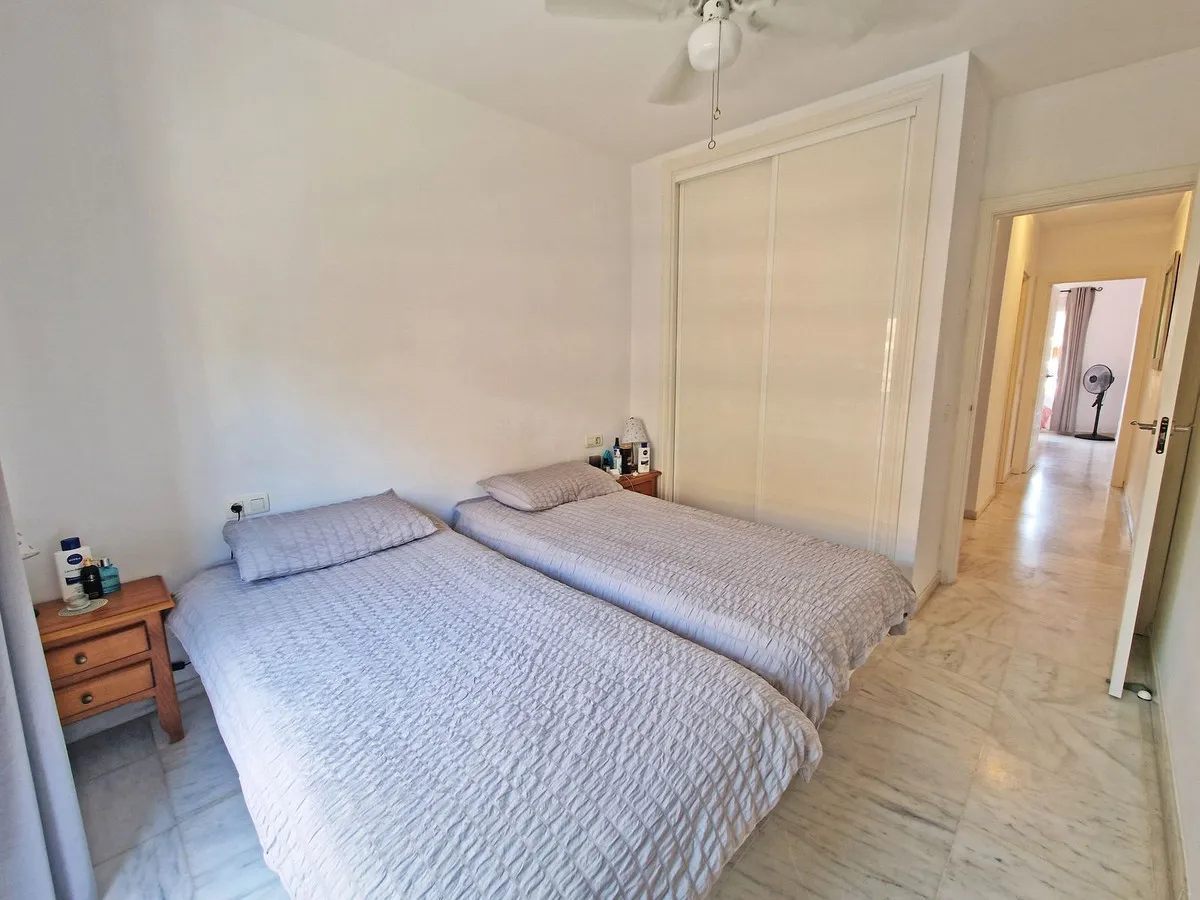 e960fa37-8380-4d16-a069-650d9d586697