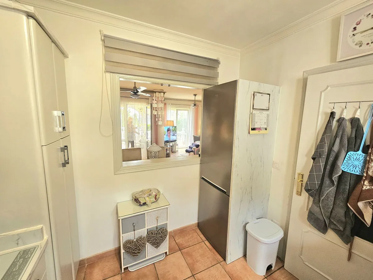 0a3f9c69-d4e0-42e2-a02e-0c5d8e3cb929