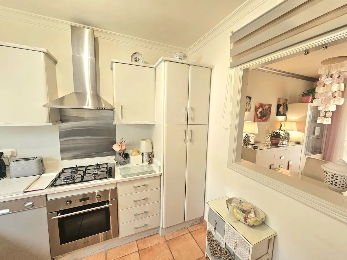 4d69b5ee-9c2d-459f-a2b1-d7e340162294