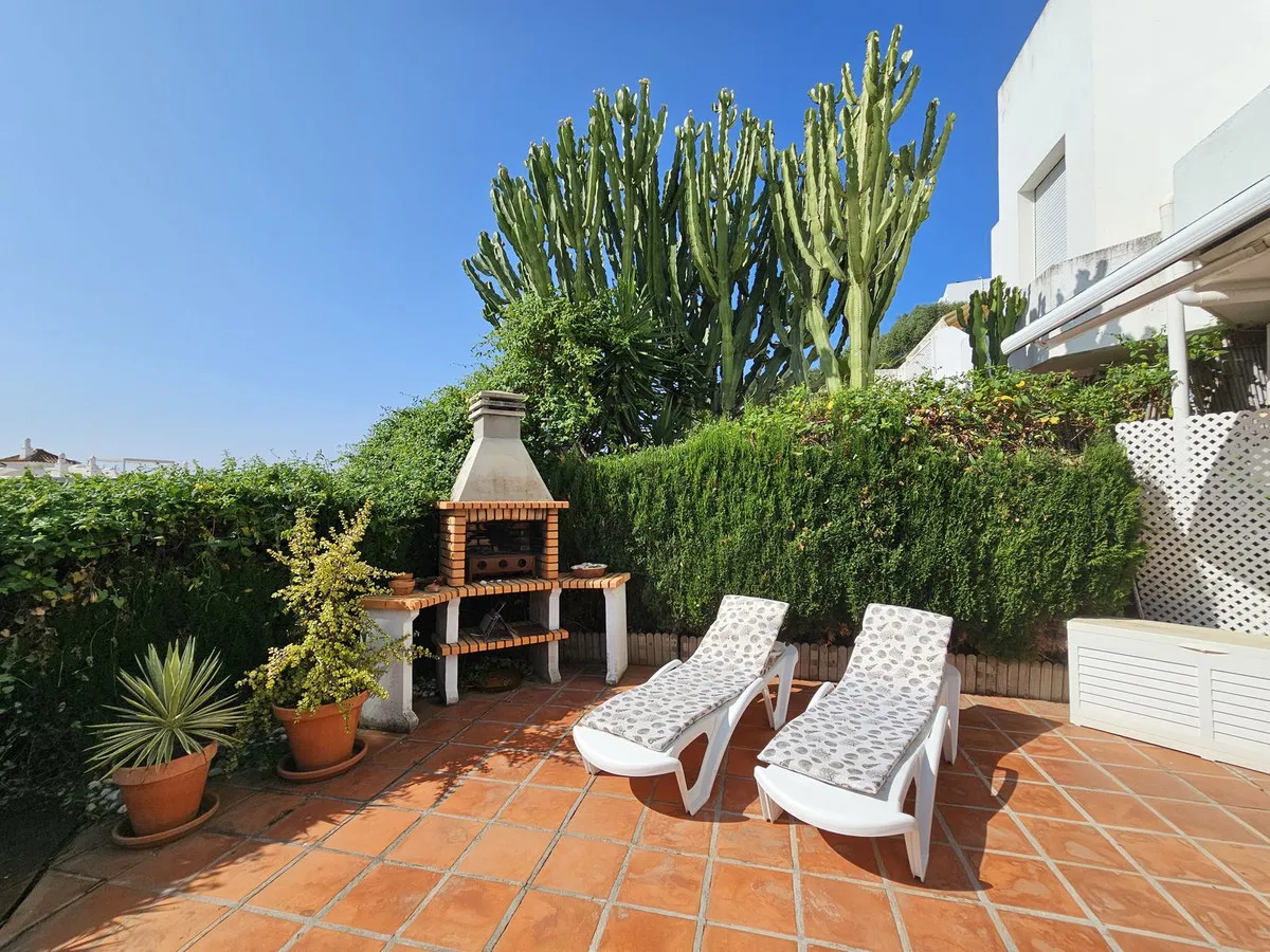 8fc31c5e-607c-48dc-b6d7-e1ca488d1e64